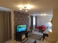 Spacious, Stylish Two-Bedroom Maisonette, Modern Amenities, Elegant Interiors