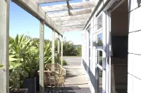 Beach Guest House - directly across the road from Wainui beach