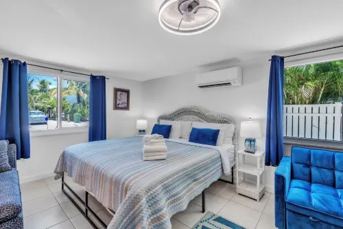 Conch Cottage 1 Bedroom Villa by RedAwning