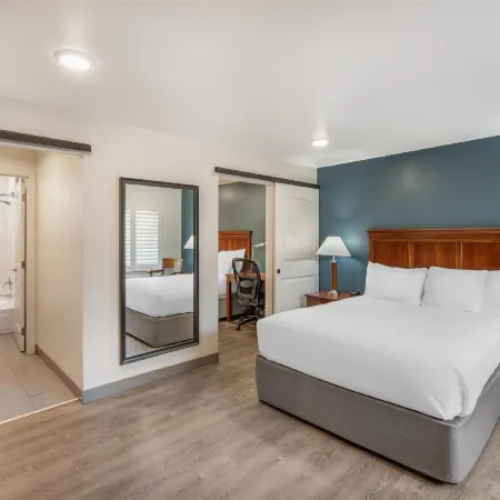 Best Western Plus Clocktower Inn