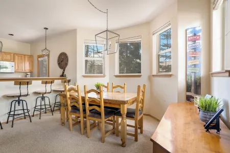 Close to Lake Dillon & Marina, Main Street Frisco, Common Hot Tub Отели рядом с достопримечательностью «Walmart»