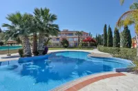 HARMONY of Sew view, Nature and Amazing Pool. The beach is 150 Meters away!