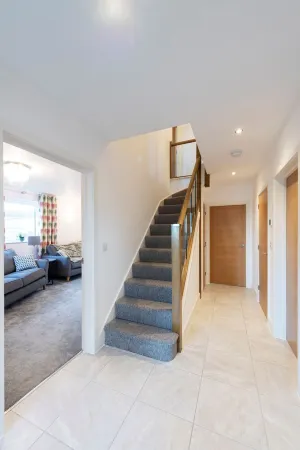 Beachwood Retreats, Brand New 5 Bed House, 15 minute walk to beach Отели рядом с достопримечательностью «Fishermen's Heritage Centre»