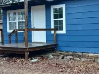 Tyler Bend and Gilbert area 2-bedroom cabin Hotels in Searcy County