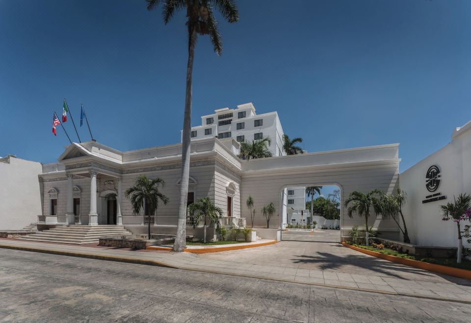 hotel overview picture