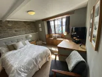 Tom's of Tregaron Hotels in Tregaron