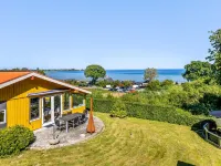 "Ephra" - 150m from the sea Hotels in Bjert