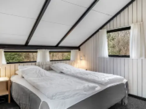 "Hannelise" - 30km from the Sea