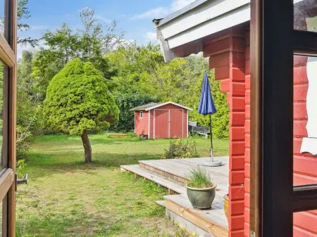 "Tuukka" - 150m from the Sea Отели в г. Гедсер