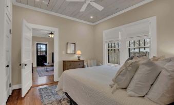 Charming Craftsman Home!-2 Blks from Main St!