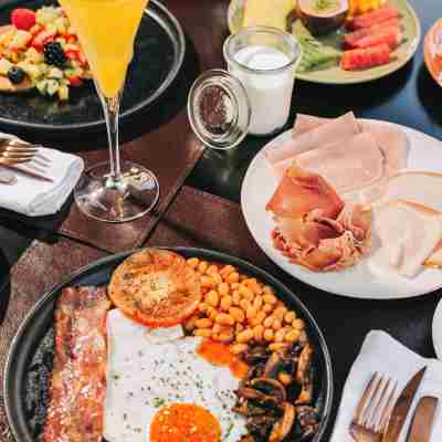 Torel Lenscape Dining/Meeting Rooms