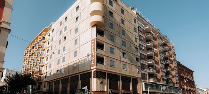 Mövenpick Hotel Bari Ξενοδοχεία στην πόλη Bari
