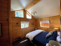 Eagle Nest Cabin Yellowstone Getaway in Cooke City