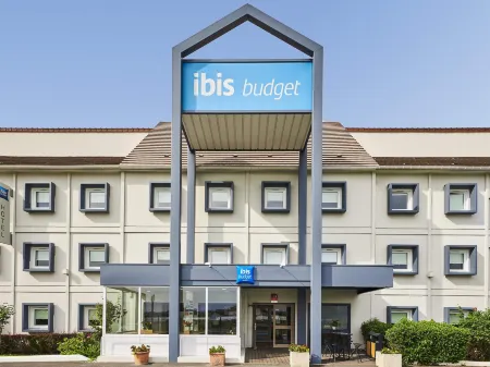 Ibis Budget Santeny Отели в г. Бри-Комт-Робер