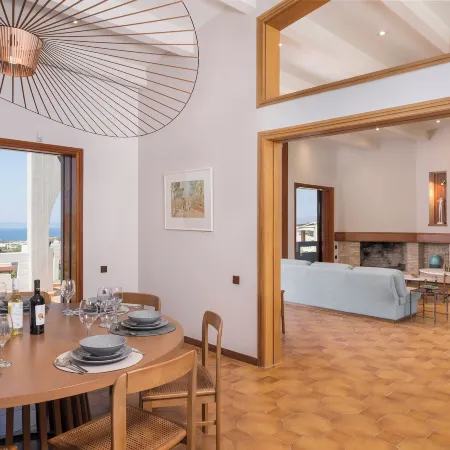 Azatis Luxury Villa
