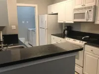 2 BR/ 2BA Condo1 King /2 Full beds Sleeps 6 close to OWA & Foley Tourism Complex