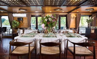 Hera Grand Luxury Cruises Halong