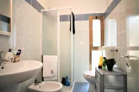 Goditi la tua vacanza nel nostro accogliente appartamento a Lignano Hotel a Lignano Pineta