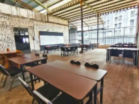 Skyland City Hotel Jatinangor Hotels in Jatinangor