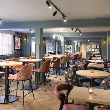 Premier Inn Oldham Central