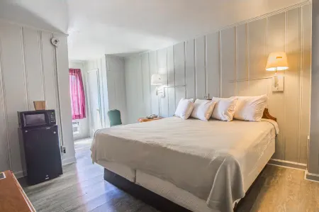 Colony Inn By OYO Columbus US-280