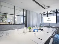 Holiday Inn Melbourne Bourke Street Mall by IHG Hotels near Block Arcade