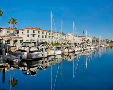 聖佩德羅洛杉磯港希爾頓逸林酒店 聖佩德羅酒店