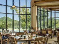 High Peaks Resort Hotels in Essex County