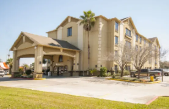 Holiday Inn Express & Suites HOUSTON NORTH INTERCONTINENTAL by IHG