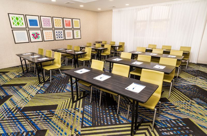 Holiday Inn Express & Suites LAS Vegas SW – Spring Valley by IHG photo 5