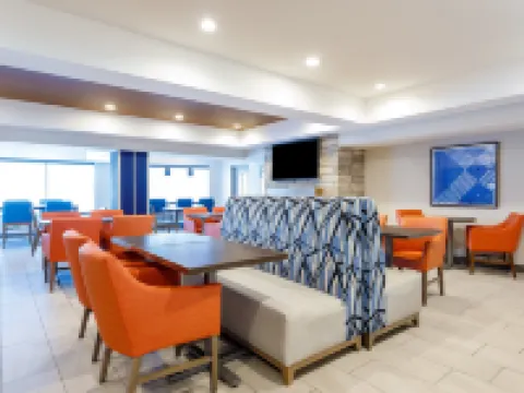 Holiday Inn Express & Suites Lancaster by IHG Hotels in Fairfield County
