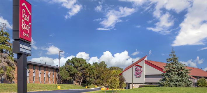 Red Roof Inn Milwaukee – Airport/ Oak Creek Hotels in Milwaukee