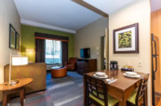 Homewood Suites by Hilton Birmingham-SW-Riverchase-Galleria Hotels in 