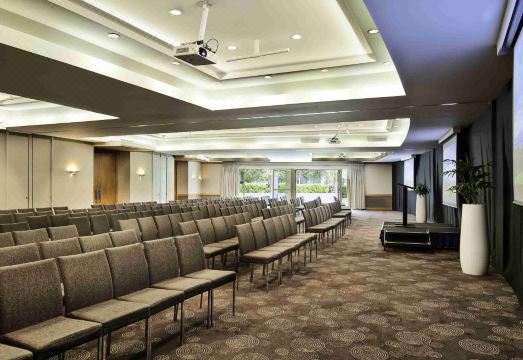 이비스 호텔 주변 식당가