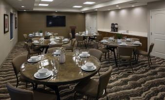 Staybridge Suites Phoenix – Biltmore Area