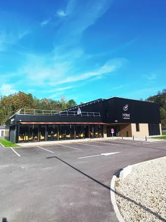 Hôtel Akena Molinges - la Brocatelle Отели в г. Юра