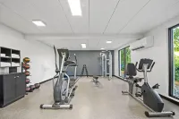 La Quinta Inn & Suites by Wyndham Sturbridge - Gym