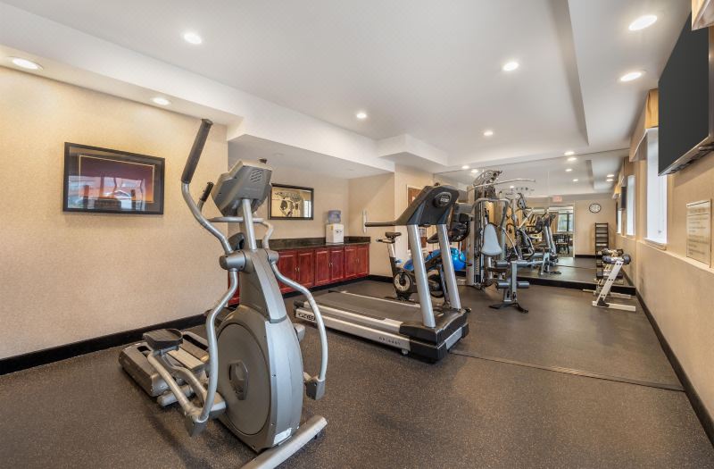 Best Western Plus Louisville Inn Suites photo 5
