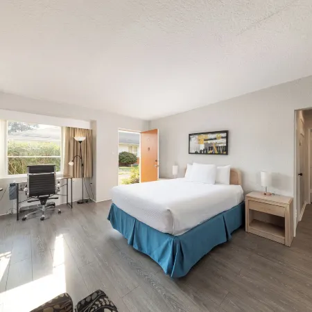 2400 Motel, Vancouver