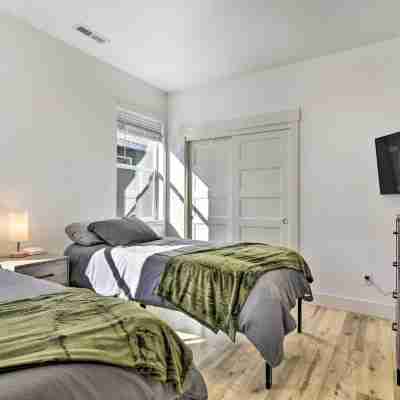Stunning Stevenson Retreat w/ Mountain Views! Rooms