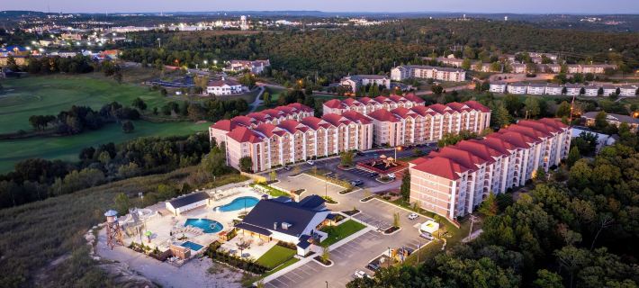 Grand Crowne Resort Hotels in Branson