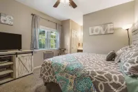 Holiday Ridge Escape - Holiday Hills Branson - Golf Resort - Outdoor Pools