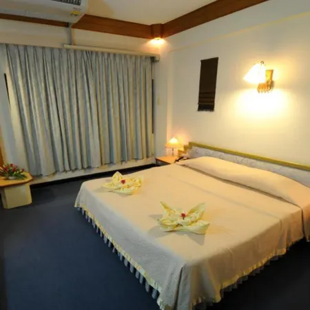 NAN Chao Hotel