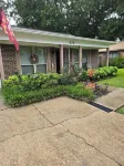 Reviews Location Amenities Pet Friendly Owner Managed-Do I Have Your Attention?