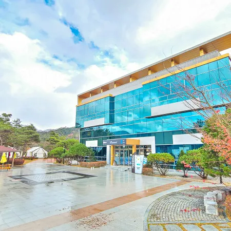 Geochang Surfing Park Resort & Glamping