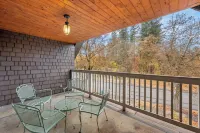 Family-friendly Manito Park home.  Close to downtown, hospitals & colleges.