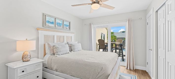 445 Watts Way Hotels in Cocoa Beach