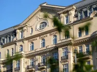 Hotel Polonia Palace Hotels near Foksal Gallery