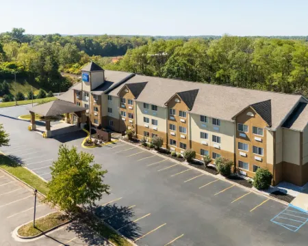Baymont by Wyndham Piqua Hotels in Miami County