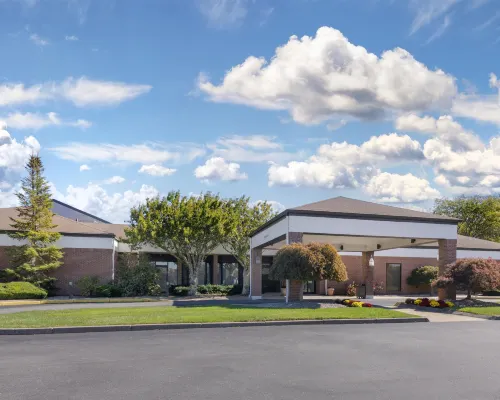 Sonesta Select Newport Middletown Hotels in Middletown